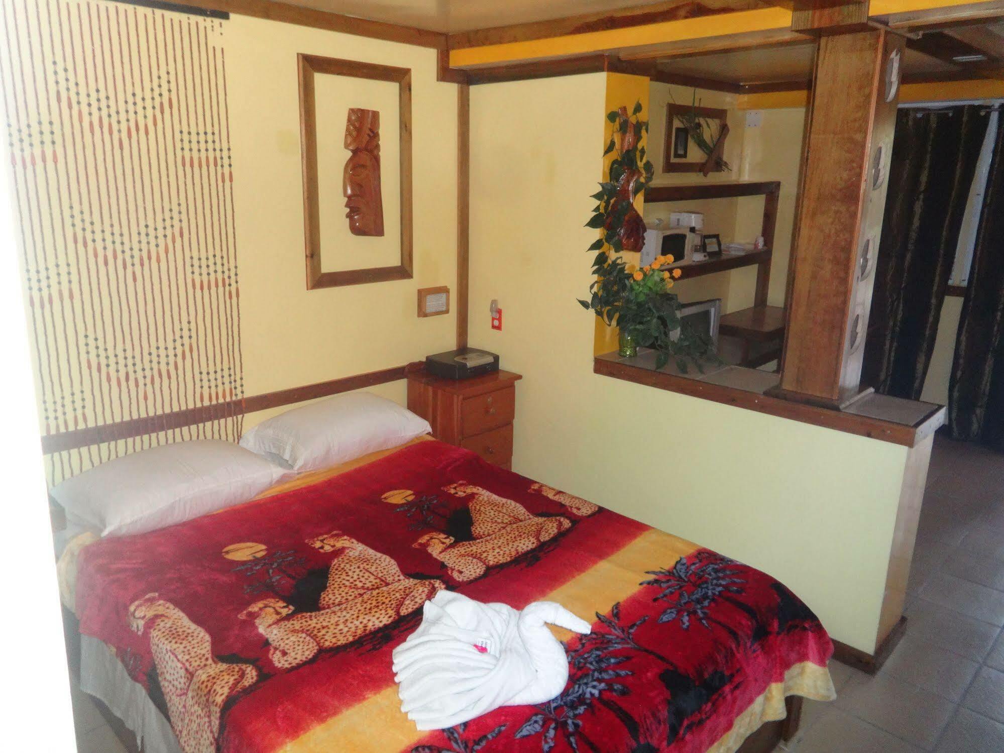 Cocopele Inn San Ignacio Eksteriør billede